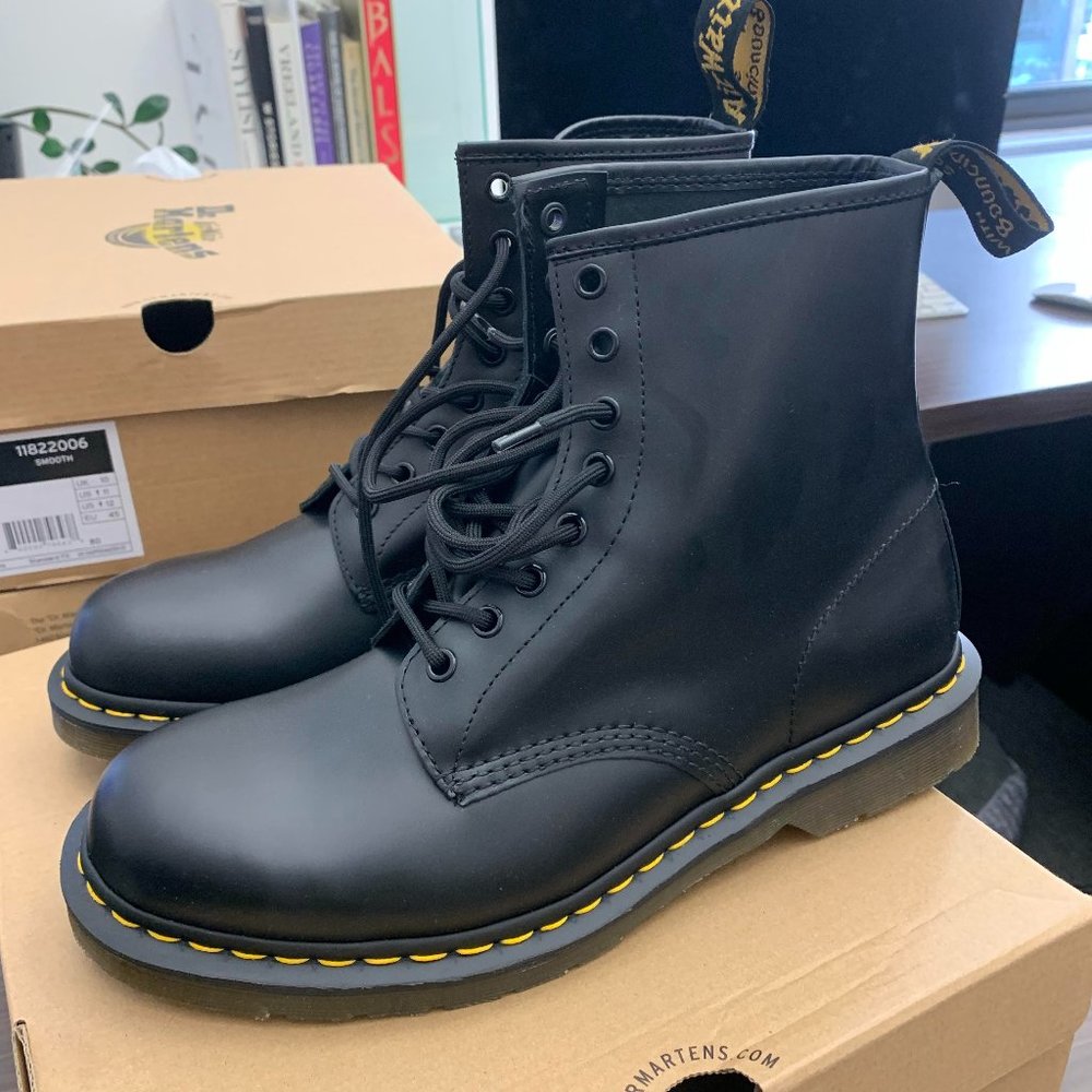 Dr. Martens Classic Ankle Boots